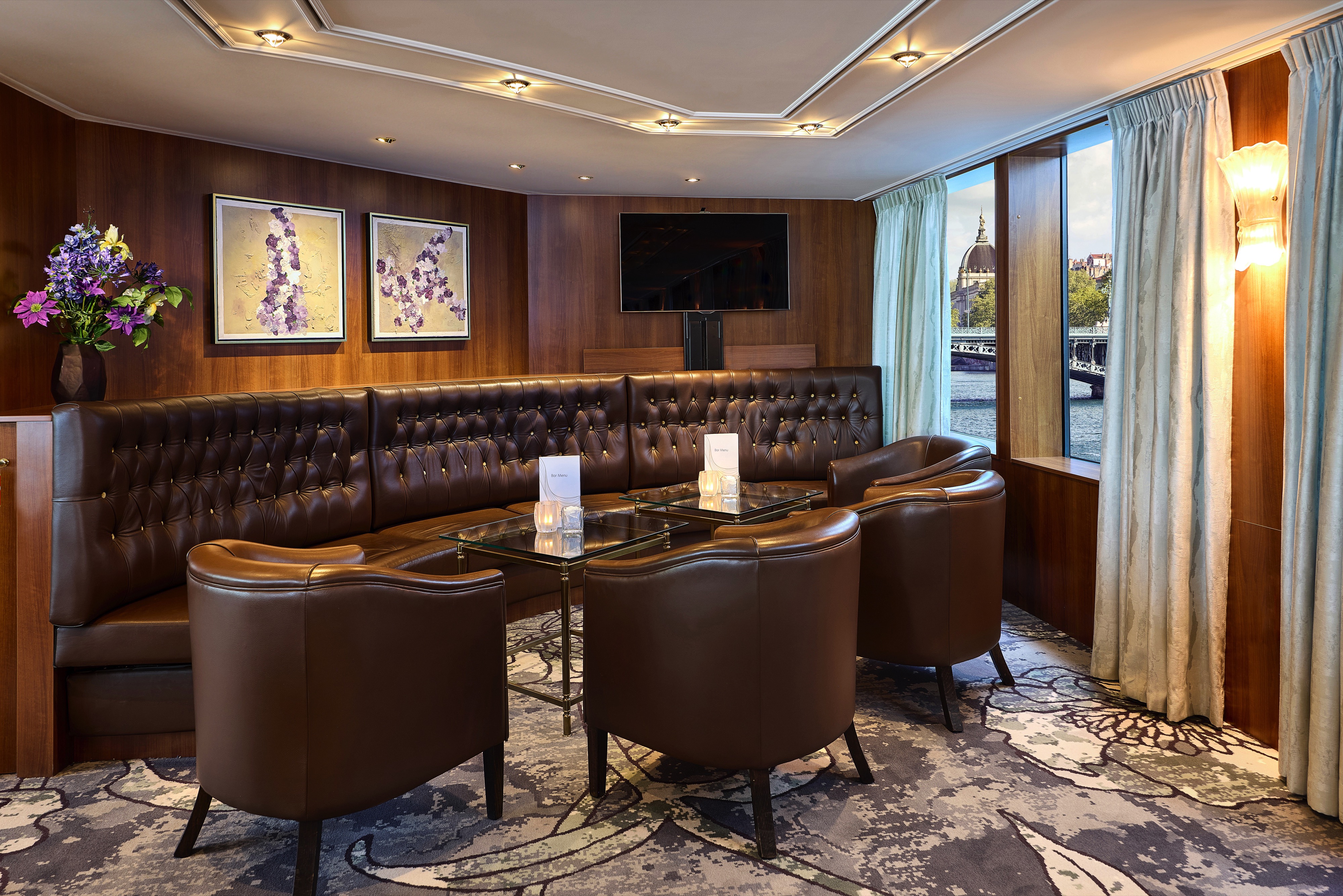 Observation Lounge & Bar